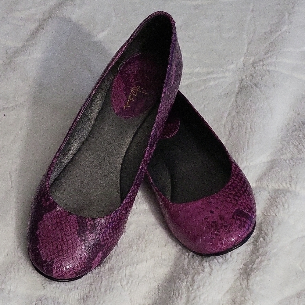 Purple Snakeskin Women's Flats